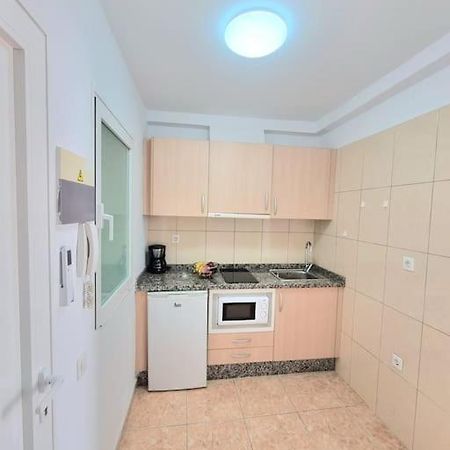 Suecia Loto Apartamento Los Cristianos  Exterior foto